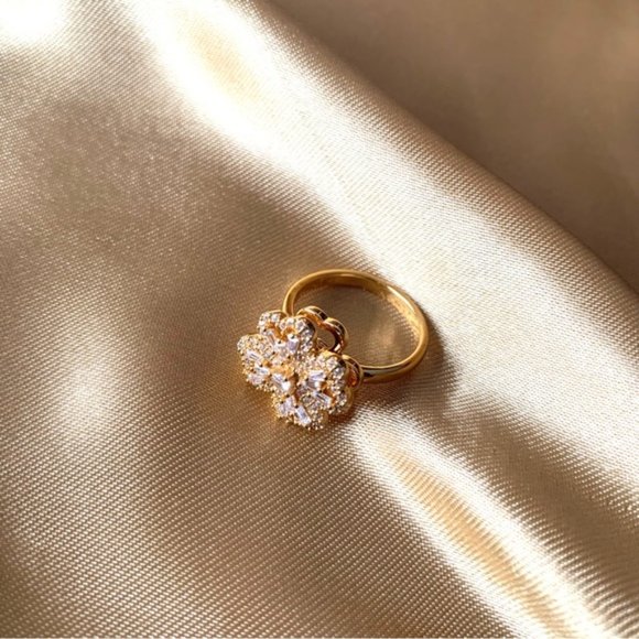 Gold Plated Rotating Four Clover Adjustable Ring - Picture 6 of 11